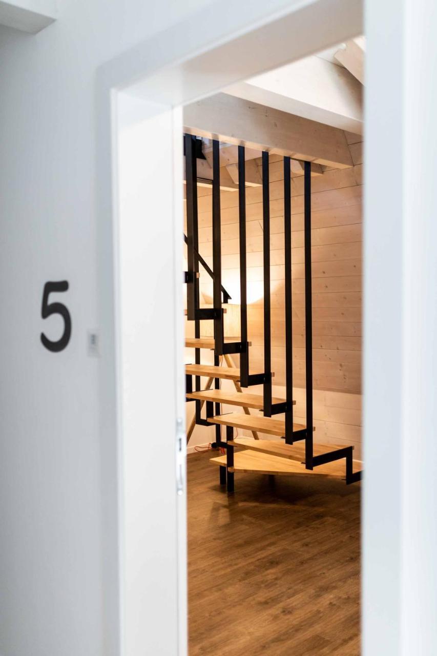 Stay Cooper L Guesthouse Zum Loewen เมราโน ภายนอก รูปภาพ