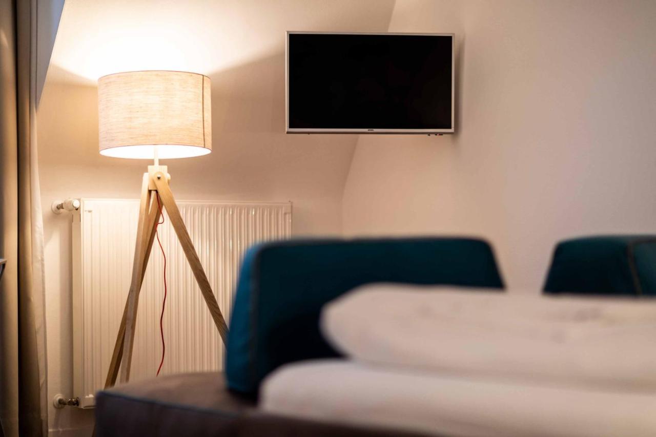 Stay Cooper L Guesthouse Zum Loewen เมราโน ภายนอก รูปภาพ