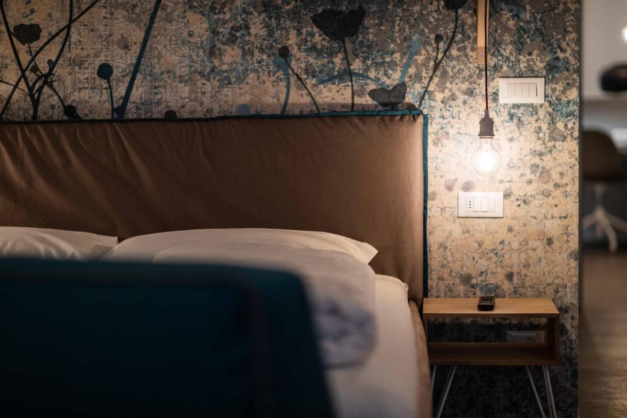 Stay Cooper L Guesthouse Zum Loewen เมราโน ภายนอก รูปภาพ